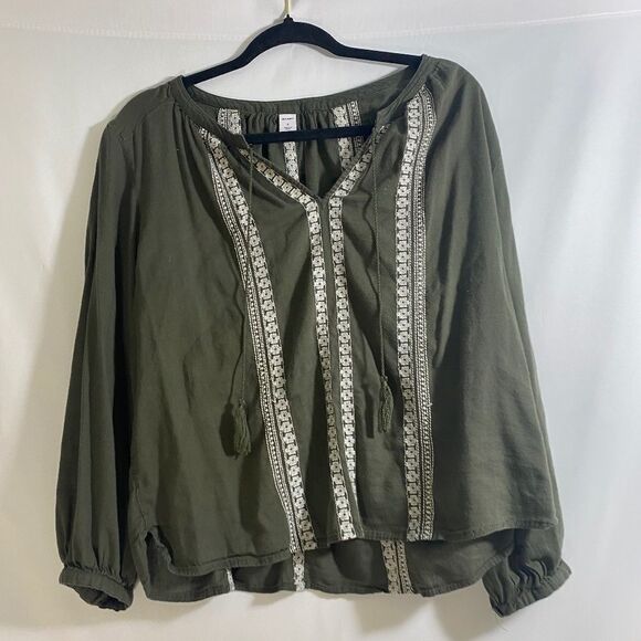 Old Navy Tops Old Navy Olive Green Top Size: Small - Picture 1 of 3